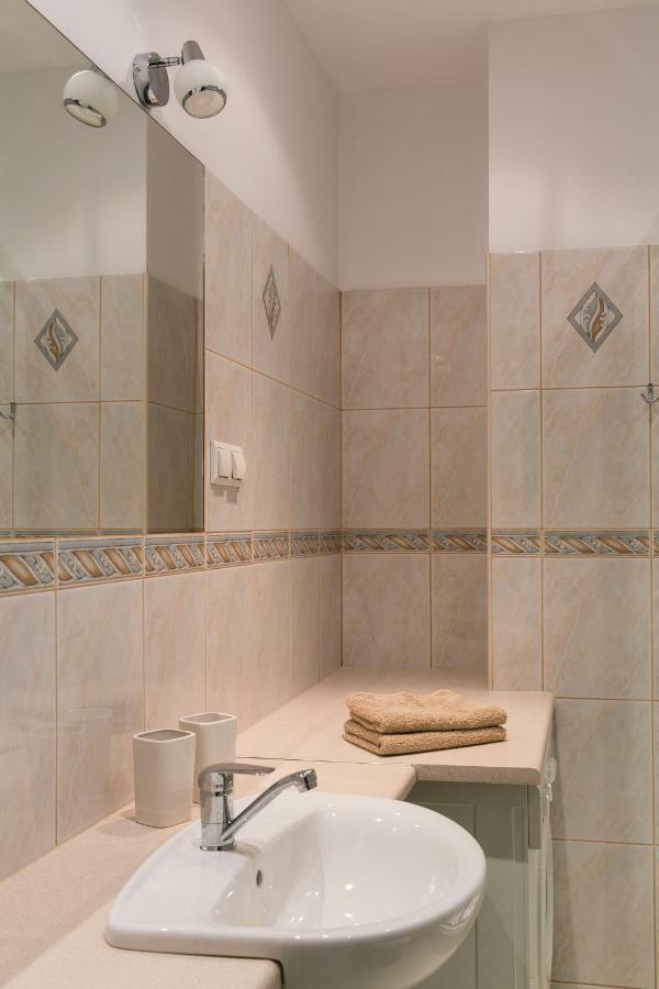 Apartament Rozbrat Apartment Warsaw Exterior photo